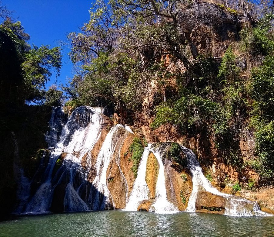 Cachoeira Paraíso do Cerrado