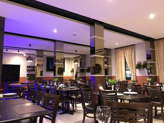 Dody S Restaurante E Casual Bar