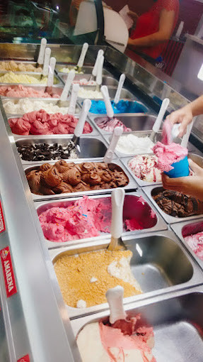 Fratelli Gelateria E Pizzaria