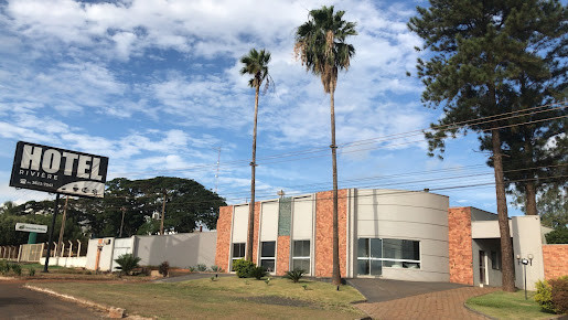 Hotel Rivière